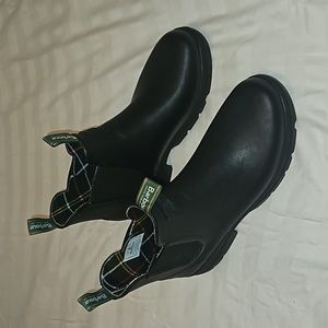 Barbour Fury Chelsea Boot NWOT